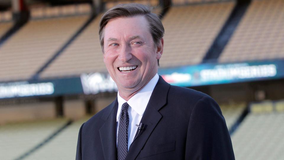 Wayne-Gretzky-FTR-52114.jpg